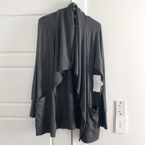 NWT Athleta Studio Wrap Medium